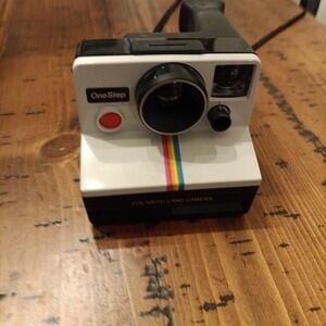 VTG Polaroid One Step Land Camera  1980's.  A3